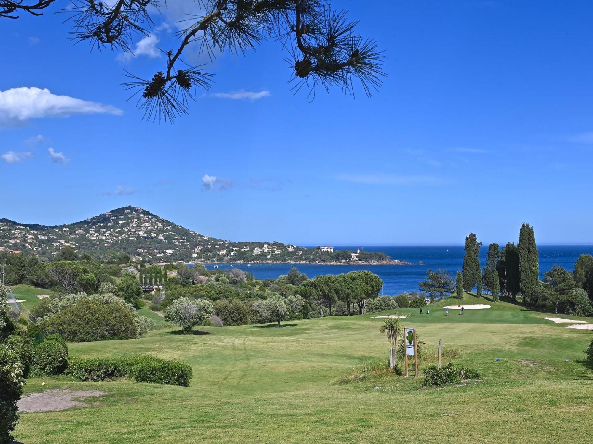 Apartment Village Cap Esterel - Le Village-9 By Interhome Saint-Raphaël 外观 照片