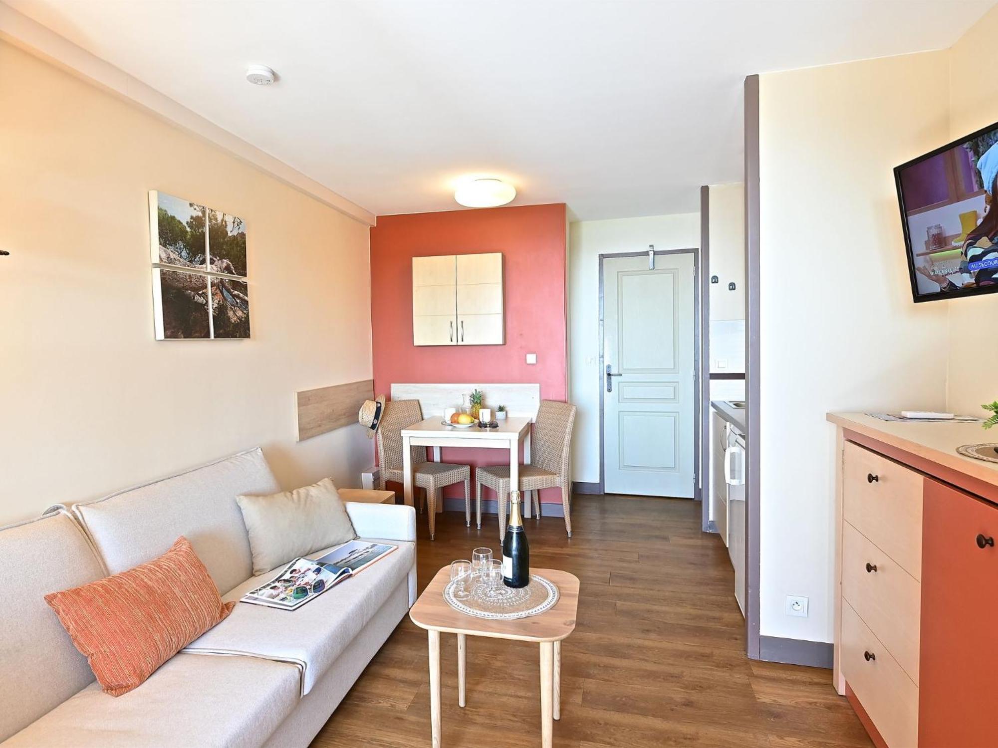 Apartment Village Cap Esterel - Le Village-9 By Interhome Saint-Raphaël 外观 照片