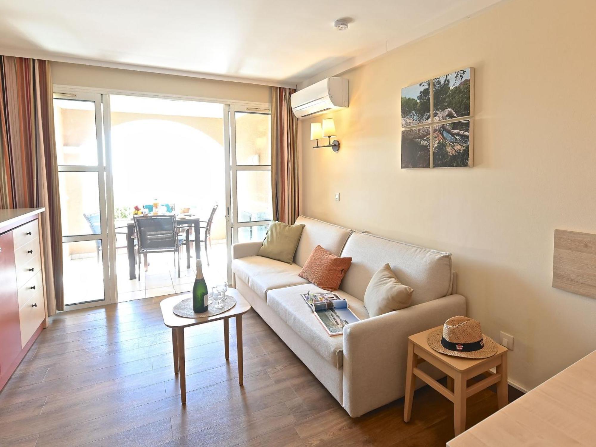 Apartment Village Cap Esterel - Le Village-9 By Interhome Saint-Raphaël 外观 照片